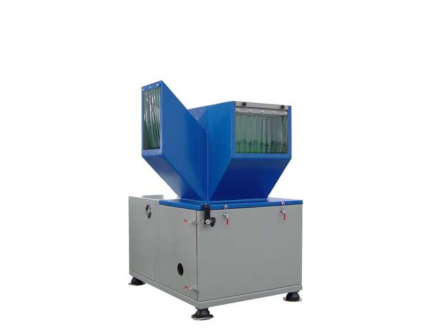 Soundproofed centralised granulator GSC001