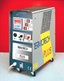 Thermoregulator with water