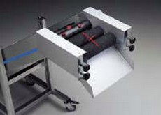 Separator with rollers